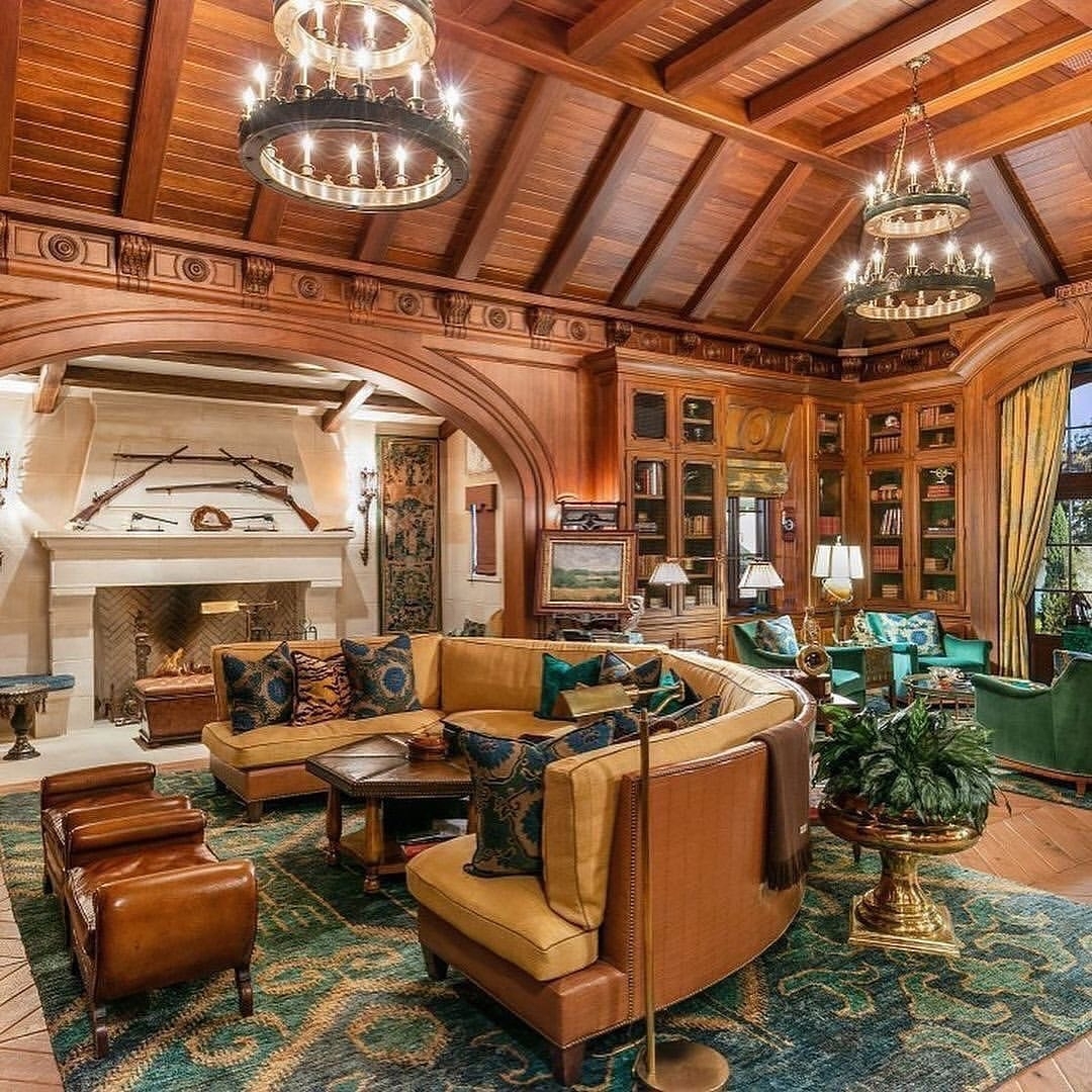 Inside a brand new $6,200,000 Virginia home with an incredible design listed by @pocketlisting.io 😍⁠