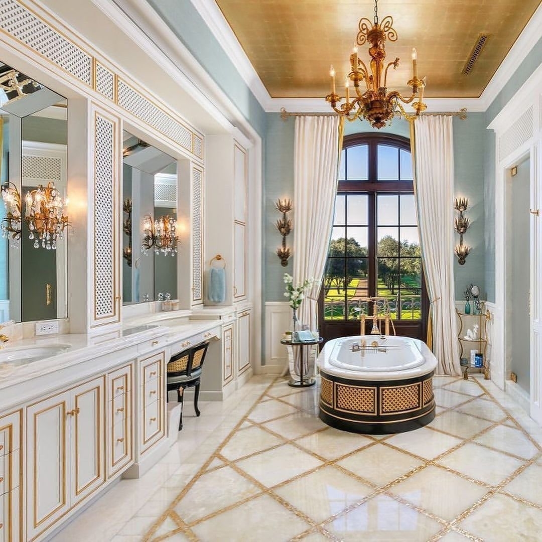 Inside a brand new $6,200,000 Virginia home with an incredible design listed by @pocketlisting.io 😍⁠